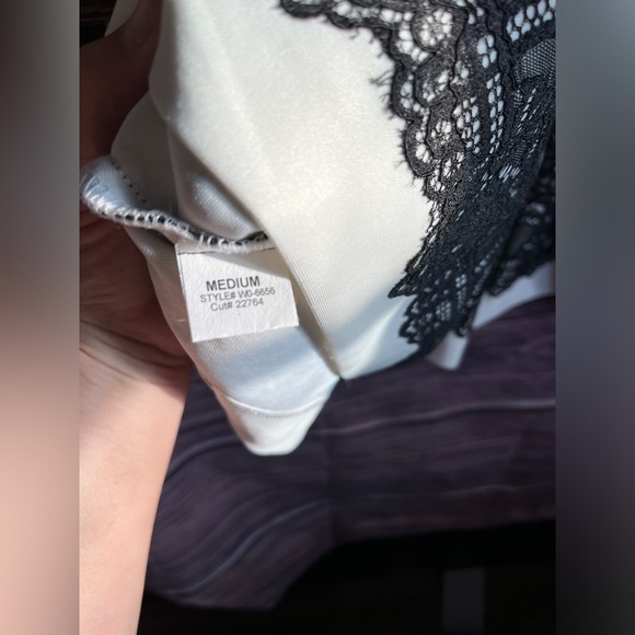 NWT Aqua White with Black Lace Dress. Size Medium. - Picture 5 of 10